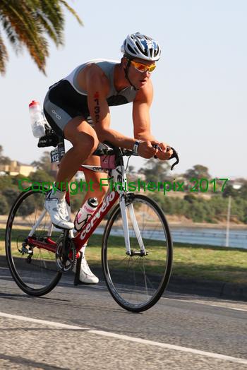 0643_029521 | Bike