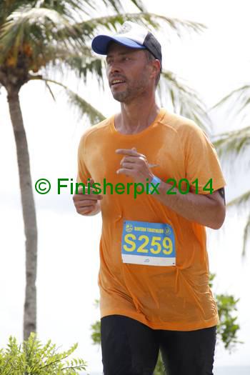 0706_003581 | Run