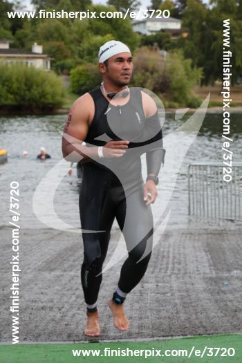 3720_001568 | Swim