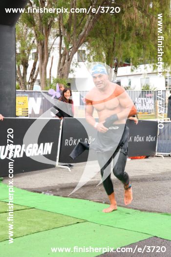 3720_008979 | Swim