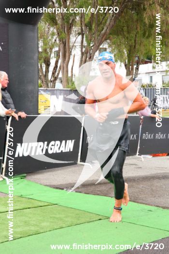 3720_008980 | Swim