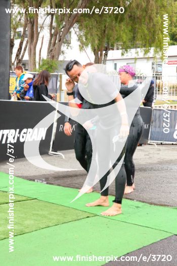 3720_009090 | Swim