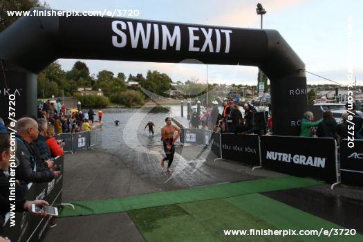 3720_016843 | Swim