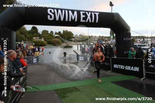 3720_016844 | Swim
