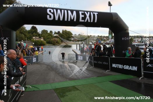 3720_016846 | Swim