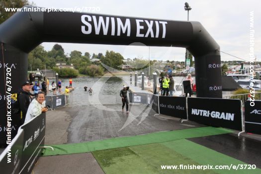 3720_018743 | Swim