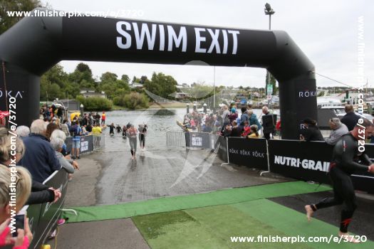 3720_022229 | Swim