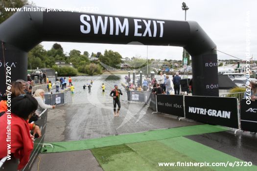 3720_023975 | Swim
