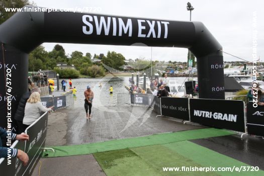 3720_024096 | Swim