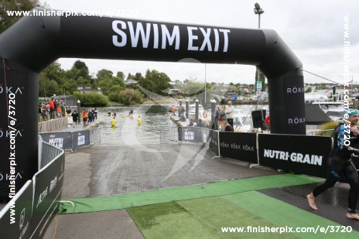 3720_025543 | Swim